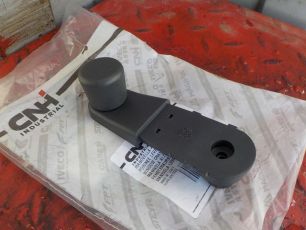 93936405 IVECO Ручка стеклоподъемника
