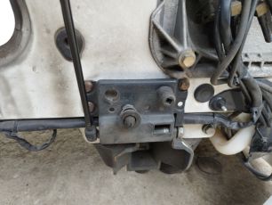 9437500484 MERCEDES Ответная часть замка капота, № XF386955