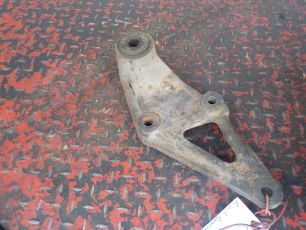 5600201414 RENAULT Кронштейн передней рессоры, № XF196086
