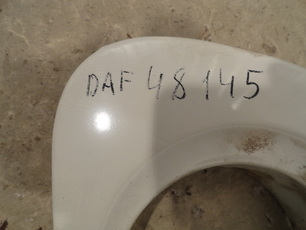 1683721 DAF Накладка противотуманной фары левая, № XF48145