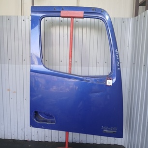 9607202403 MERCEDES Дверь правая