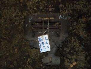 500352575 IVECO Суппорт задний правый
