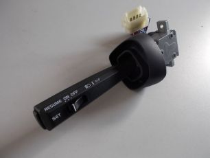 ME3172170 MEGATRUCK Переключатель подрулевой указателя поворота