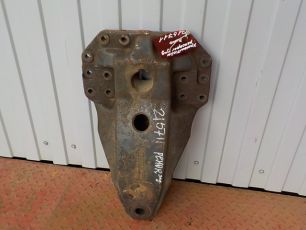 5010460433 RENAULT Кронштейн задней рессоры, № XF216711
