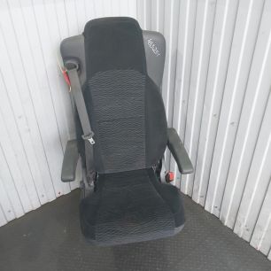 9609103803 MERCEDES Сиденье правое, № XF324062
