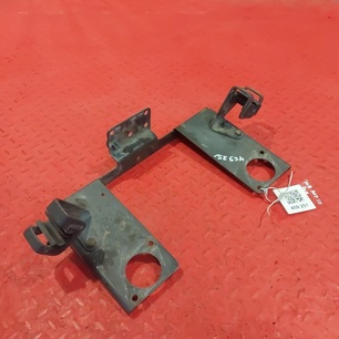 9405230840 MERCEDES Кронштейн электроприборов, № XF459251