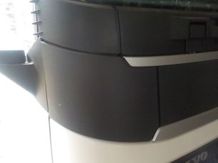 82858516 VOLVO Накладка кузова, № XF250776