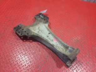 41225944 IVECO Кронштейн реактивной тяги