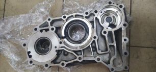 1328302096 ZF Крышка КПП