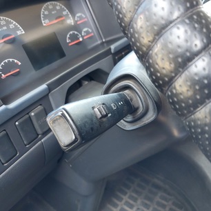 20797836 VOLVO Переключатель подрулевой указателя поворота, № XF461742