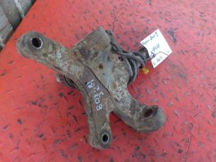 504164807 IVECO Кулак поворотный правый