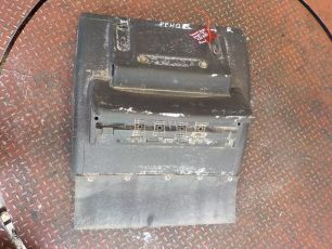5001856195 RENAULT Крыло заднее / задняя часть, № XF132630