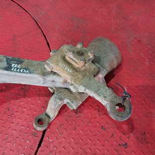 9753320401 MERCEDES Кулак поворотный