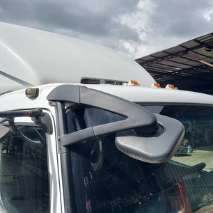 9408107516 MERCEDES Зеркало бордюрное, № XF454715