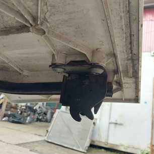 9737500084 MERCEDES Замок капота левый