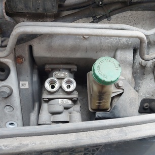 0044315905 MERCEDES Кран главный тормозной, № XF454736