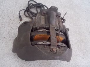 5001866508 RENAULT Суппорт левый, № XF27044