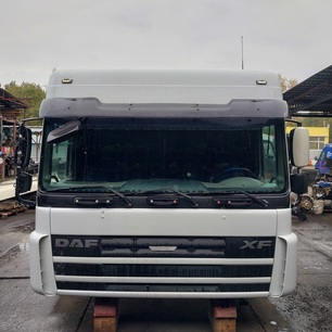 1300557 DAF Козырек солнцезащитный, № XF484185