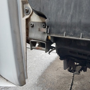 1425004 DAF Ответная часть замка капота