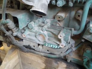 21563752 VOLVO Кронштейн масляного фильтра, № XF225377