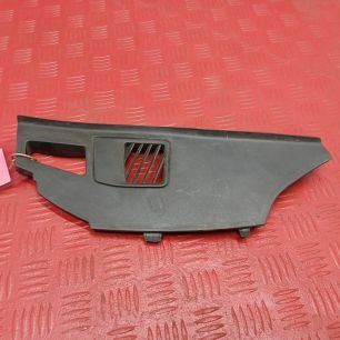 82824463 VOLVO Накладка торпедо