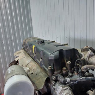 5010477503 RENAULT Клапанная крышка, № XF431133