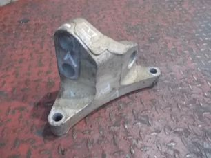 20532747 VOLVO Опора двигателя, № XF95686