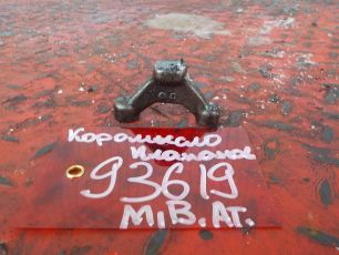 9060550706 MERCEDES Коромысло клапанов, № XF93619