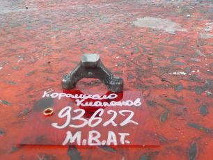 9060550706 MERCEDES Коромысло клапанов, № XF93622