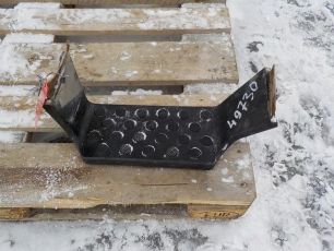6736602501 MERCEDES Корпус подножки нижний левый