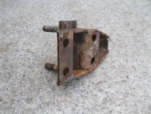 1622792 VOLVO Проставка кронштейна крыла, № XF3007
