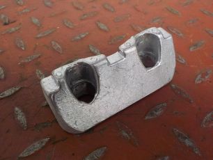 1212381 KAHVECI OTOMOTIV Кронштейн крыла заднего
