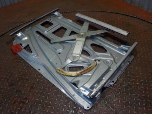 0007200346 MERCEDES Стеклоподъемник правый, № XF181538