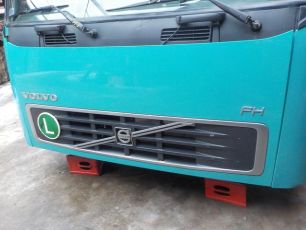 20360266 VOLVO Капот, № XF321211