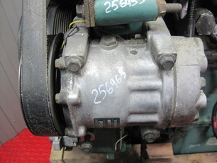 8191892 VOLVO Компрессор кондиционера, № XF256965