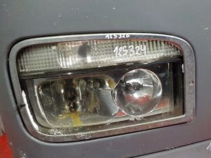 9408850822 MERCEDES Рамка фары правая, № XF125326