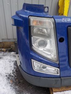 21478755 VOLVO Рамка фары правая, № XF227091