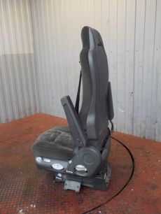 9439105301 MERCEDES Сиденье левое, № XF124664