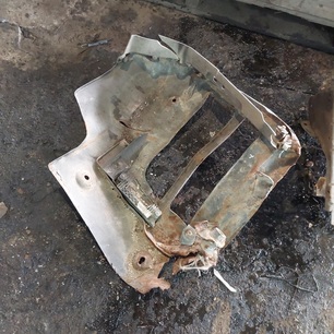 810W416105600 SITRAK\HOWO Угол бампера правый