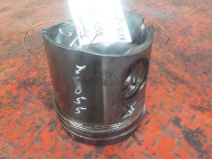 4570300737 MERCEDES Поршень, № XF76055