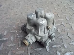 3197588 VOLVO Кран 4-х контурный, № XF74396