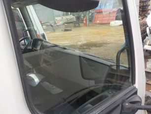 20503179 VOLVO Стекло двери правое, № XF77196