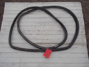 20573937 VOLVO Уплотнитель, № XF77016