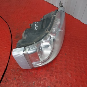 7421636309 RENAULT Фара правая, № XF457125