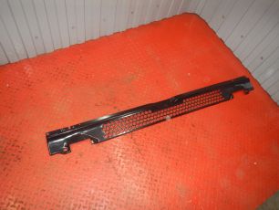 SK841006801 S&K Накладка решетки радиатора