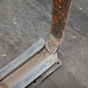 9344750003 MERCEDES Кронштейн топливного бака, № XF454081