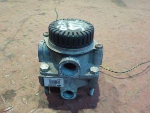 5010525558 RENAULT Клапан ускорительный, № XF125364