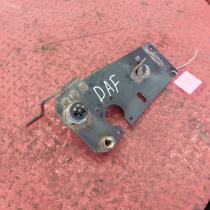 1319556 DAF Кронштейн амортизатора кабины, № XF472366