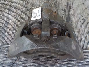 20704260 VOLVO Суппорт правый, № XF77723