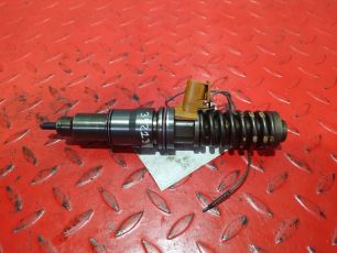 21098096 VOLVO Форсунка топливная, № XF352134